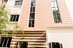 The Four Seasons near Taj Vivanta and Ruby More, Kolkata