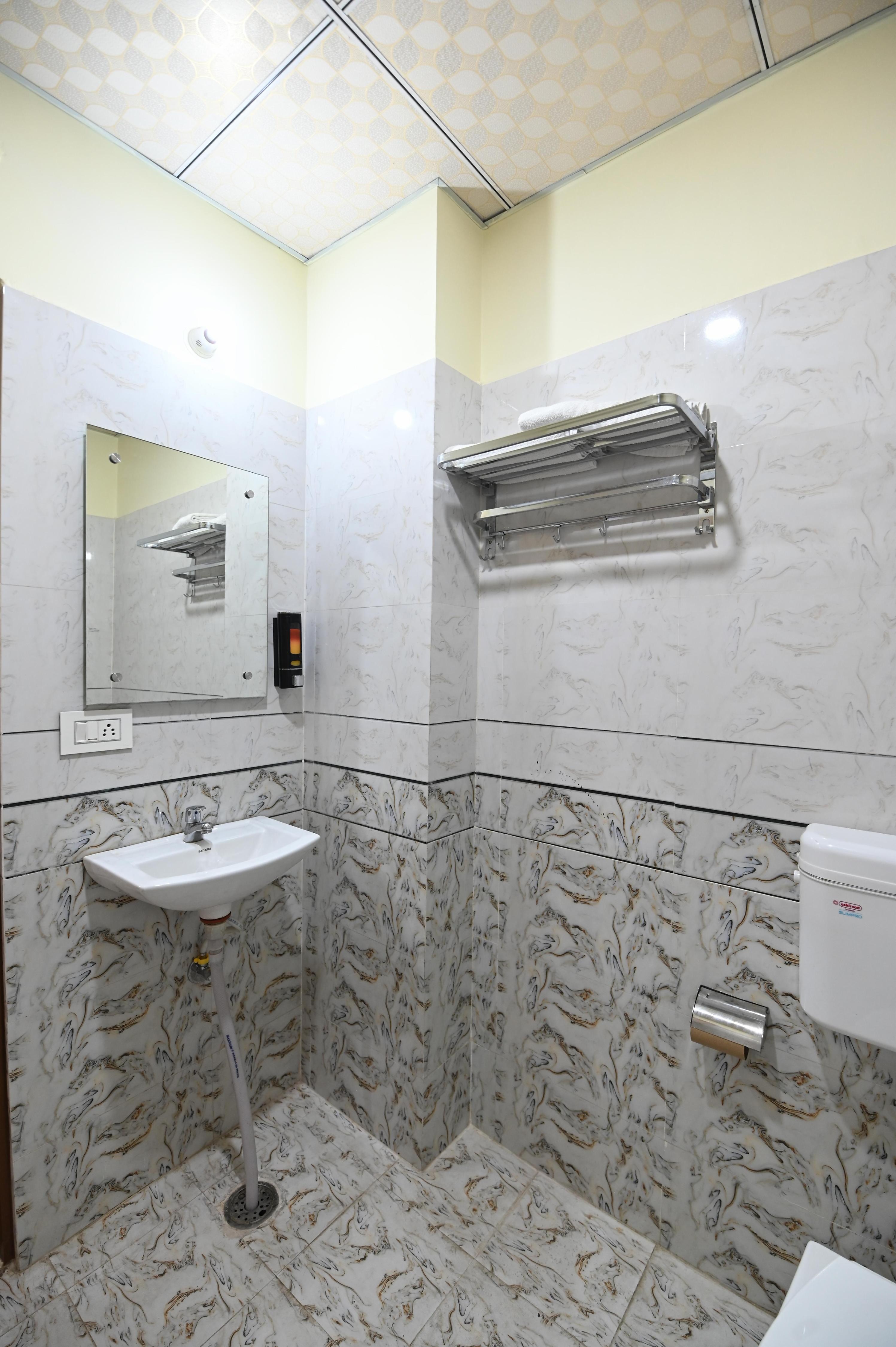 Hotel Narayan Villas - Tap to explore photos
