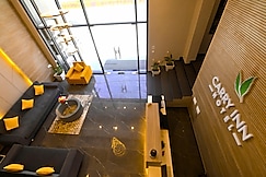 Carry Inn Indore, Indore