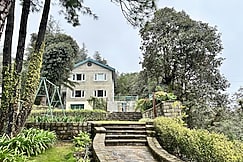 4 bedroom Bungalow with garden near Chail Sanctuary | WoodRose, Chail