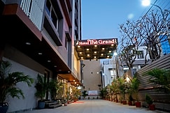 Hotel The Grand, Indore