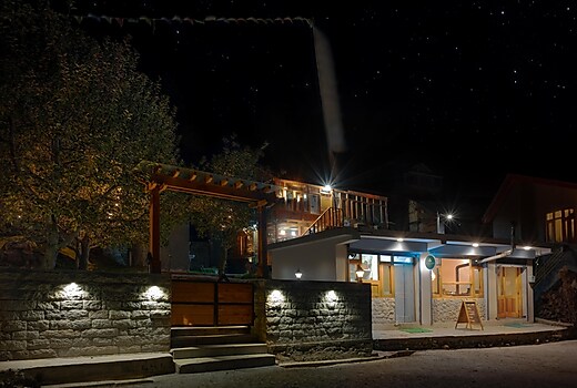 Woodland Chalet Sethan