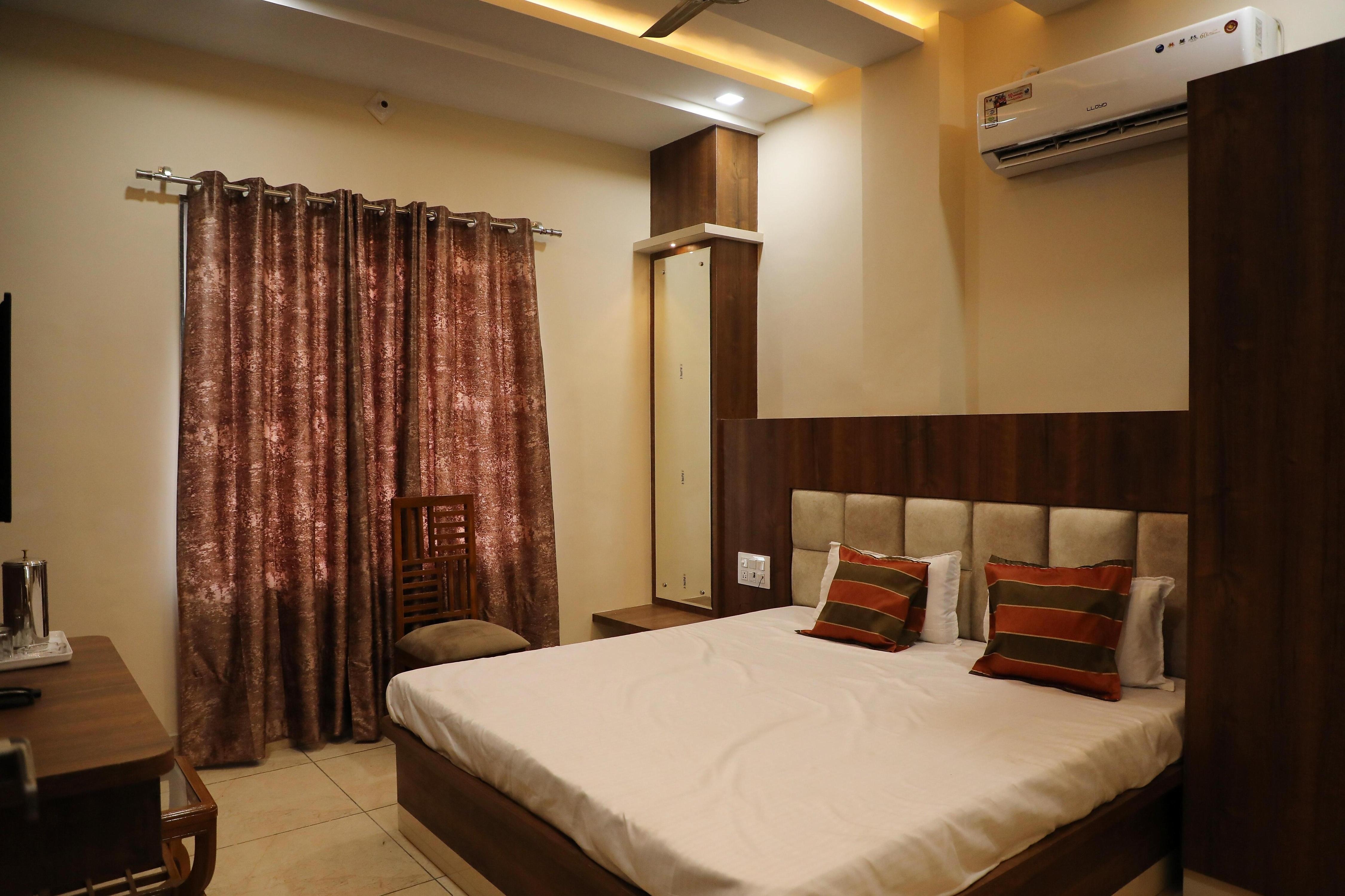 HOTEL RAJ RESIDENCY - Tap to explore photos