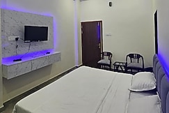 Raghupati Raghav Raja Ram INN, Ayodhya