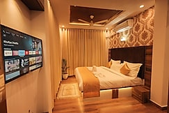 Galaxy International Inn, Munnar