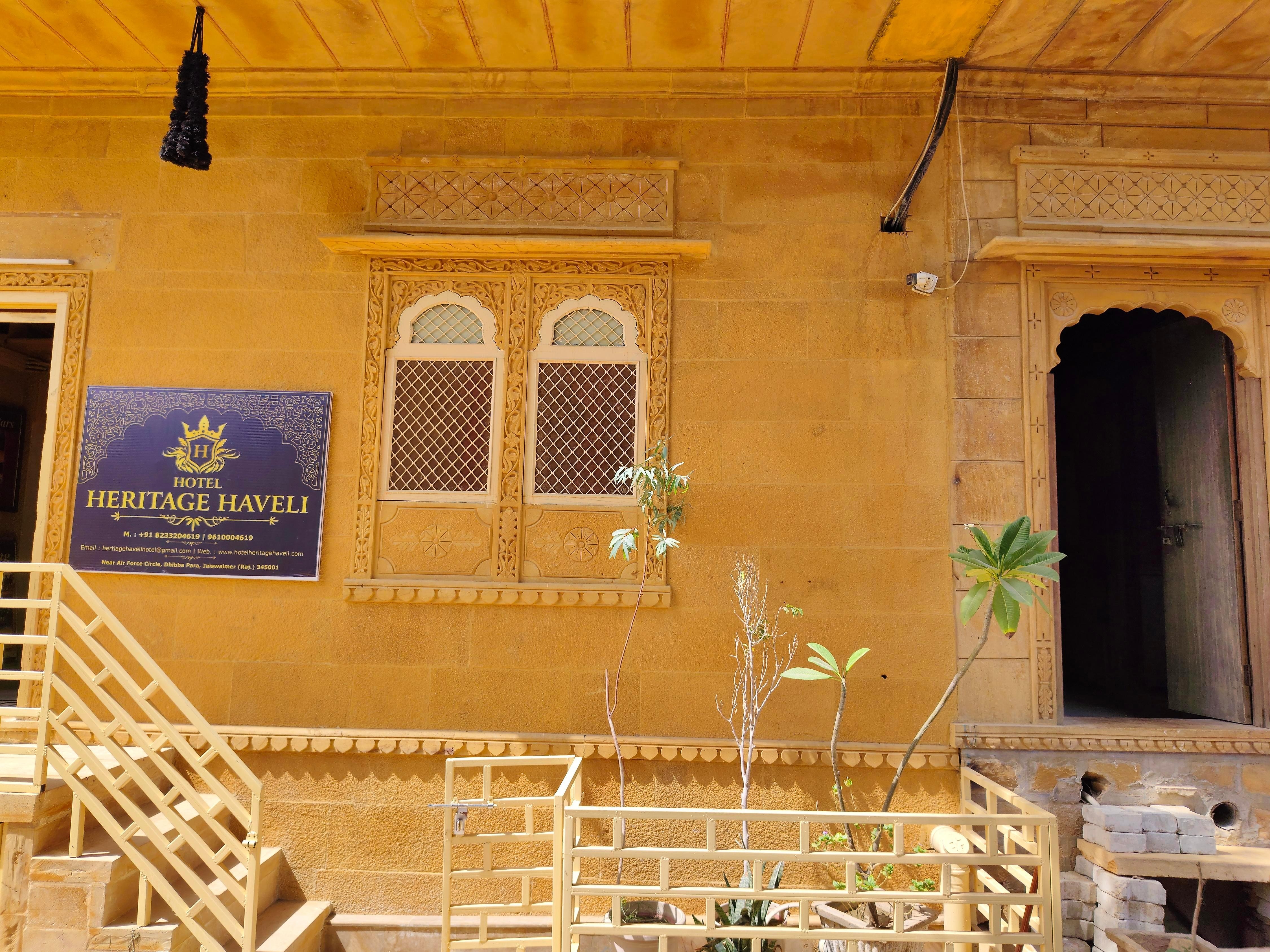 Hotel Heritage Haveli - Tap to explore photos