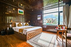 Hotel Roof Top, Sonmarg