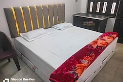 SAI HOME STAY, Khalilabad