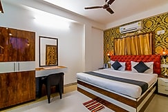 New Royal Palace near Acropolis Mall, Kolkata