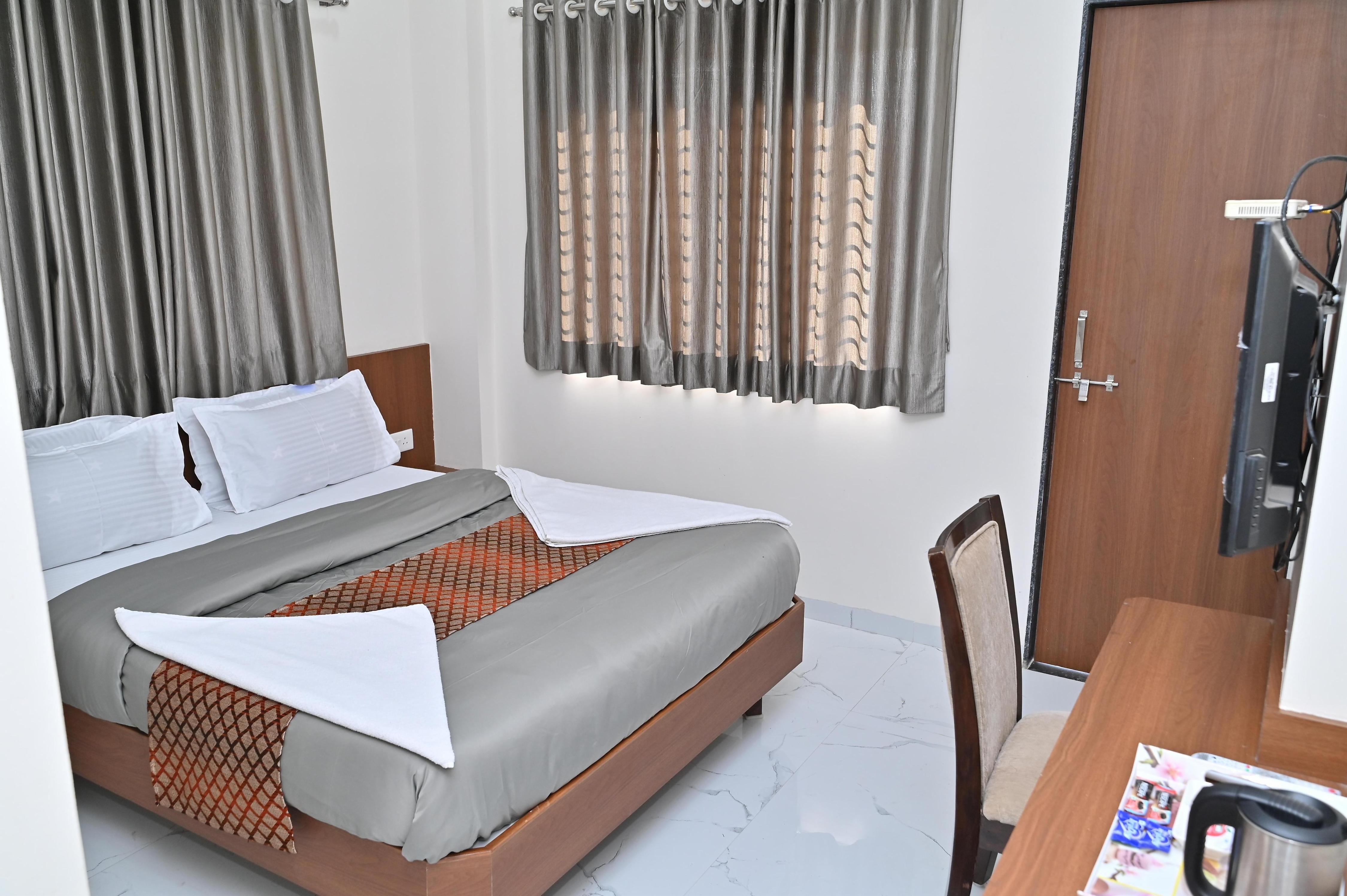 Hotel Sai Sneha 5