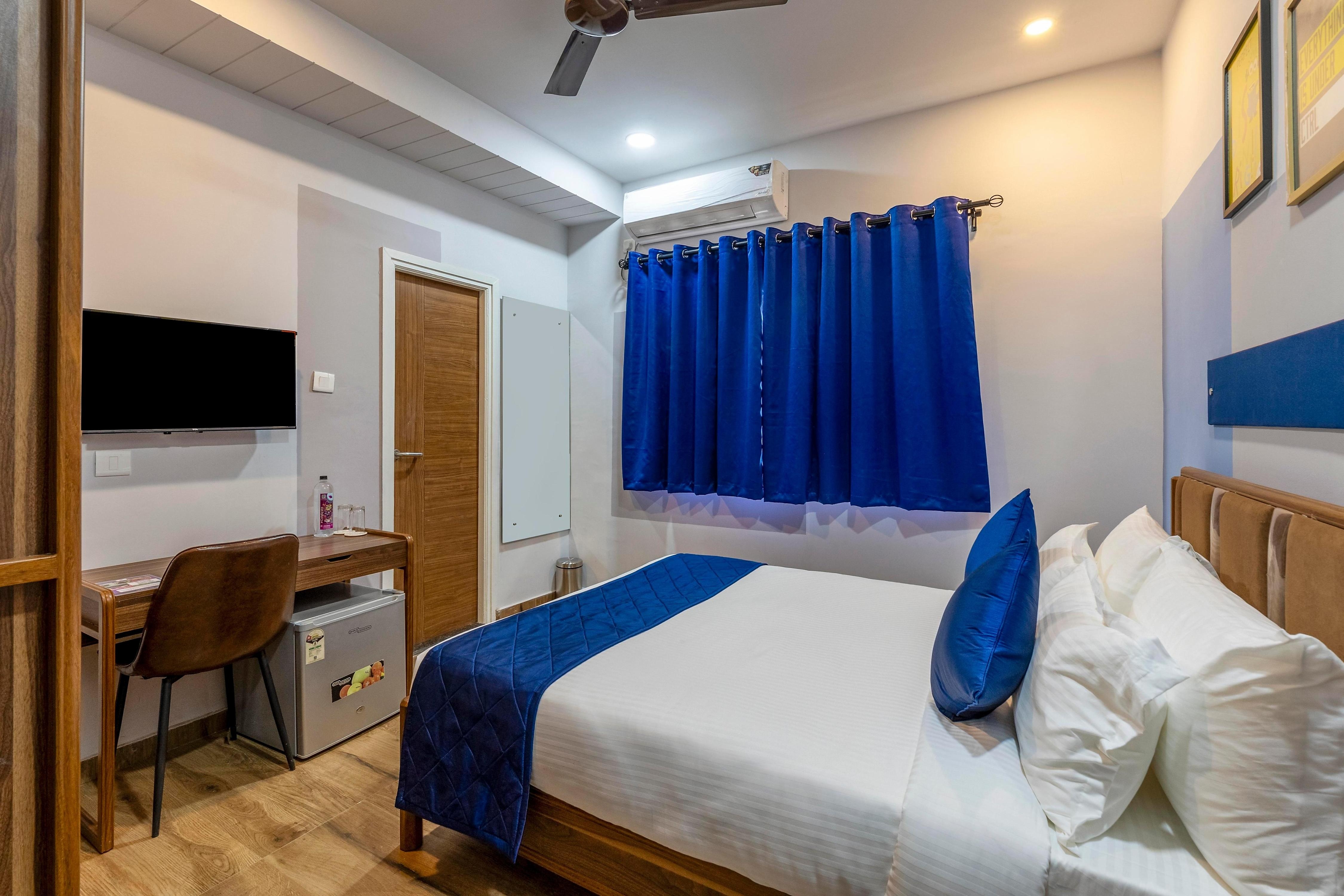 Smart Stay Luxe Hitech city - Tap to explore photos