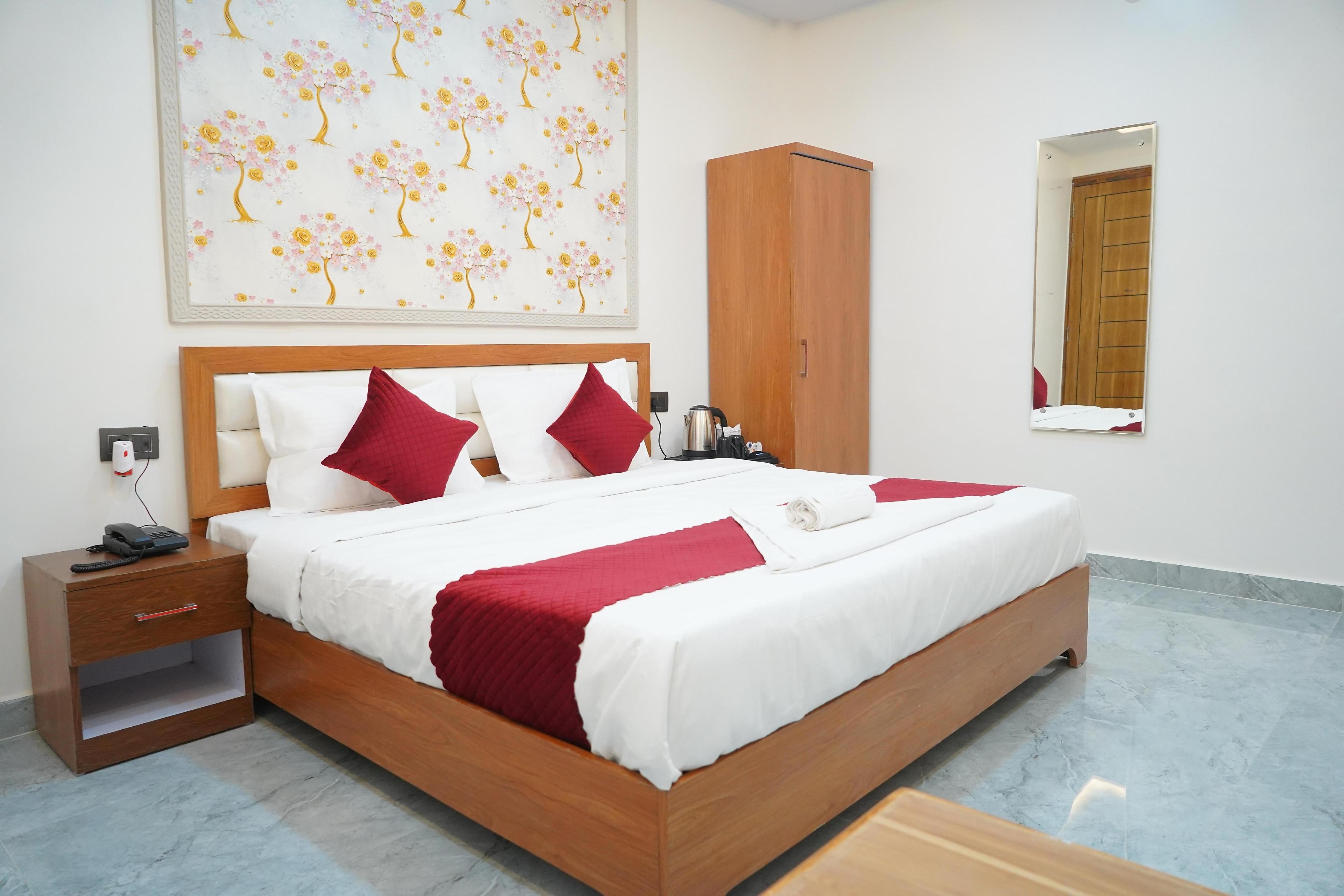Blossom Inn, Lucknow - Tap to explore photos
