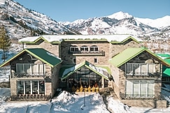 Nivasana Manali - A Luxury Boutique Hotel., Manali