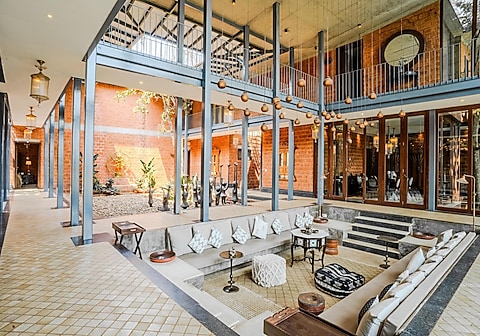 Elivaas Glass Villa Luxury 4-BHK with Private Swimming Pool in Aldona