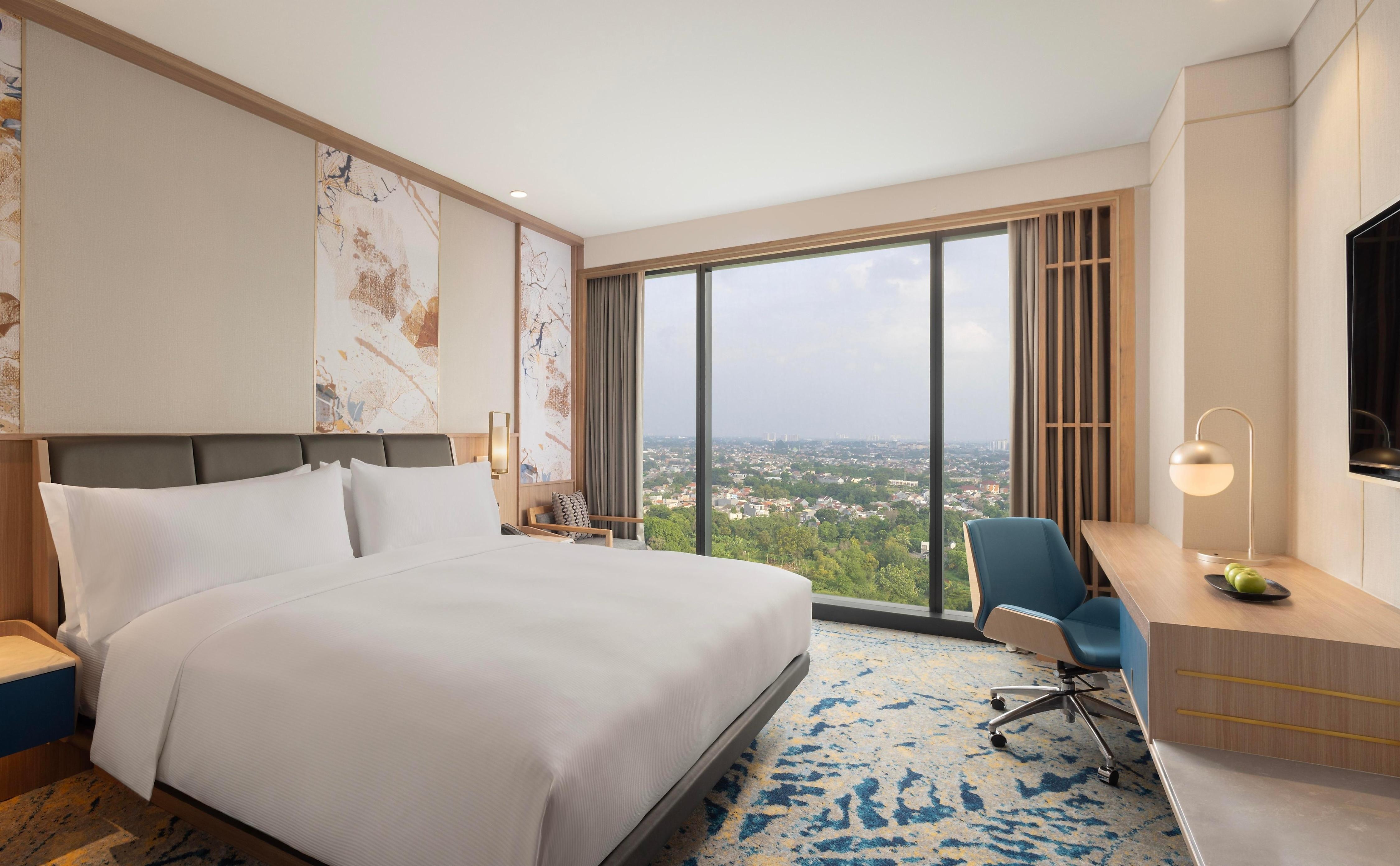 DoubleTree by Hilton Jakarta Bintaro Jaya - Tap to explore photos