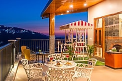 Scenic Villa near Kasauli | Luxe 3BHK Villa with WiFi, Cook, TV, Solan