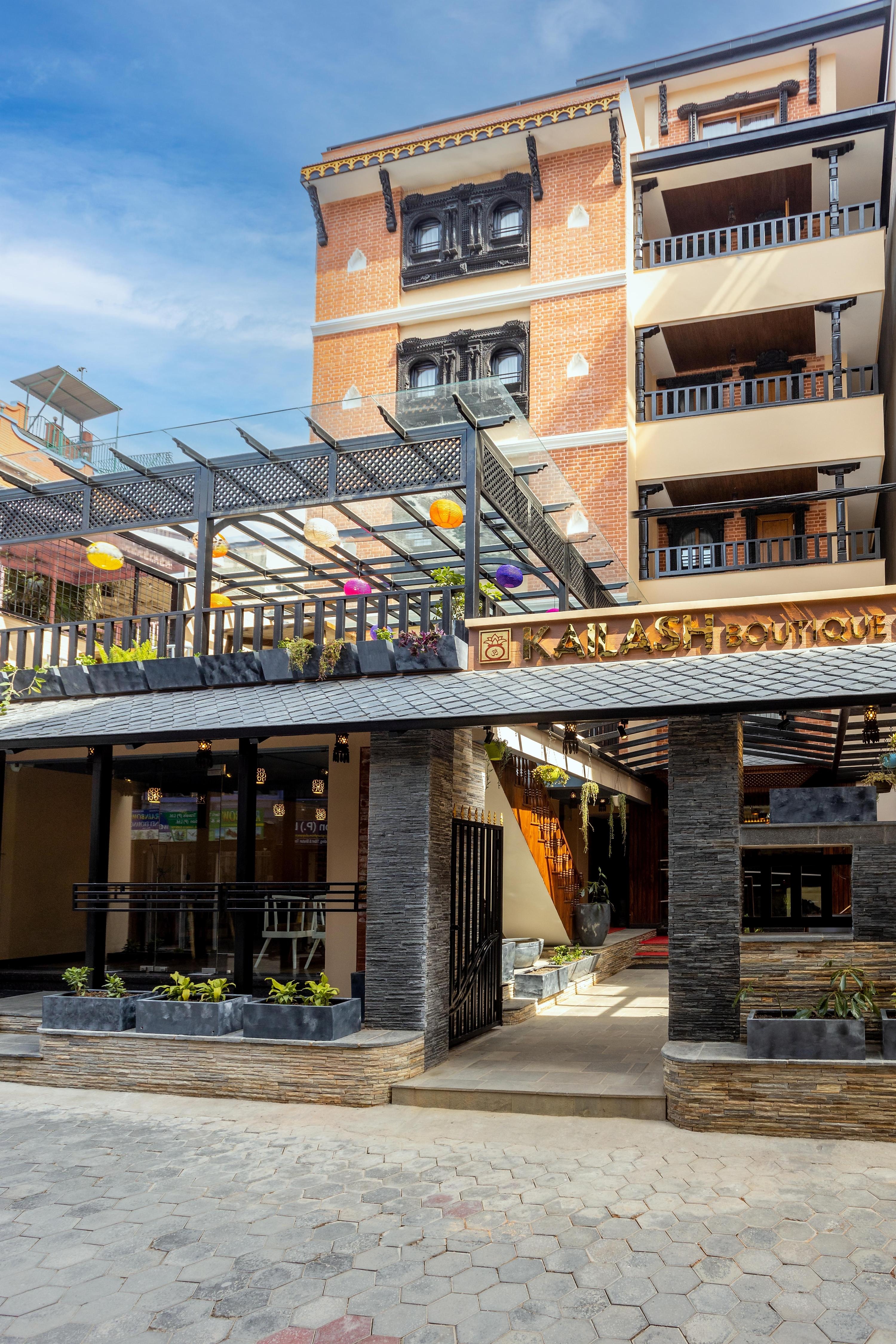Kailash Boutique Hotel - Tap to explore photos
