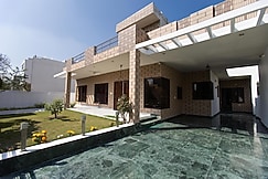 The Lawn House : 3BHK Furnished Villa with Lawn, Amritsar