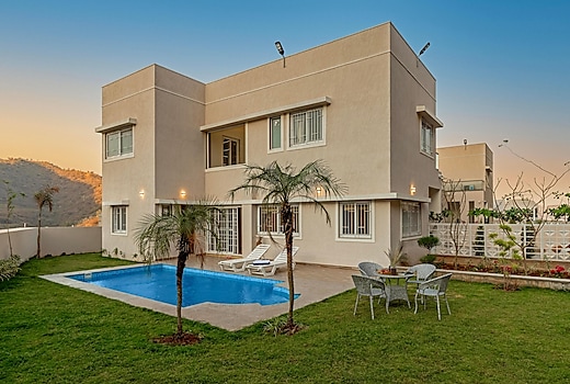 ELIVAAS Luxe 3 BHK with Swimming Pool | Shourya Eden