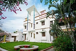 Bay Minaret Villa, Chennai