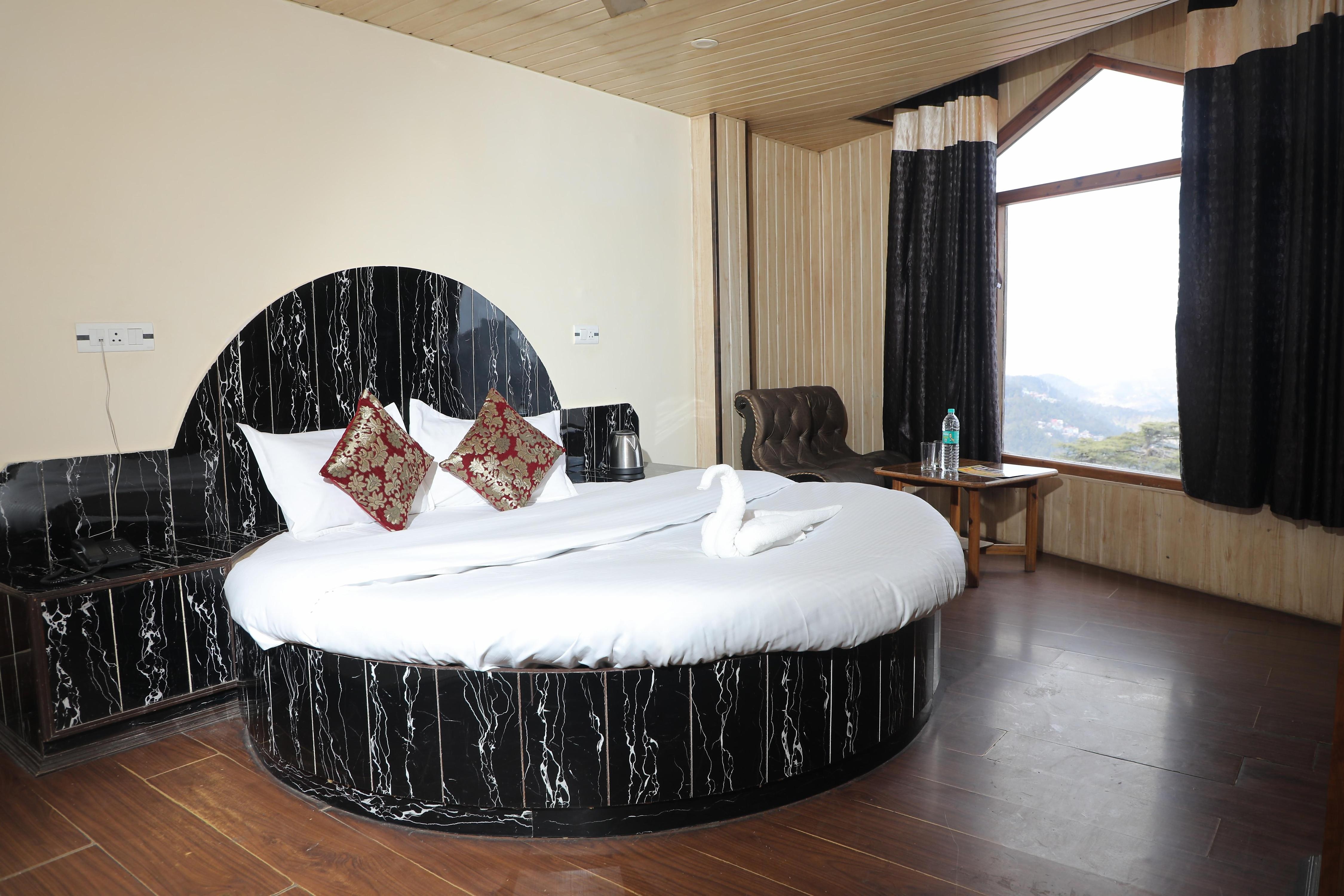 Hotel Sita Palace - Tap to explore photos
