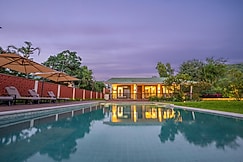 ELIVAAS Energise Soul Retreat, Trimbak