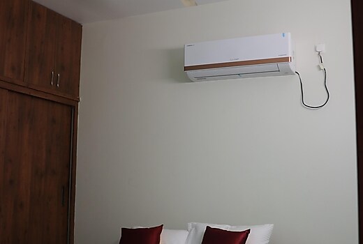 ROYAL RIDGE HOME STAYS