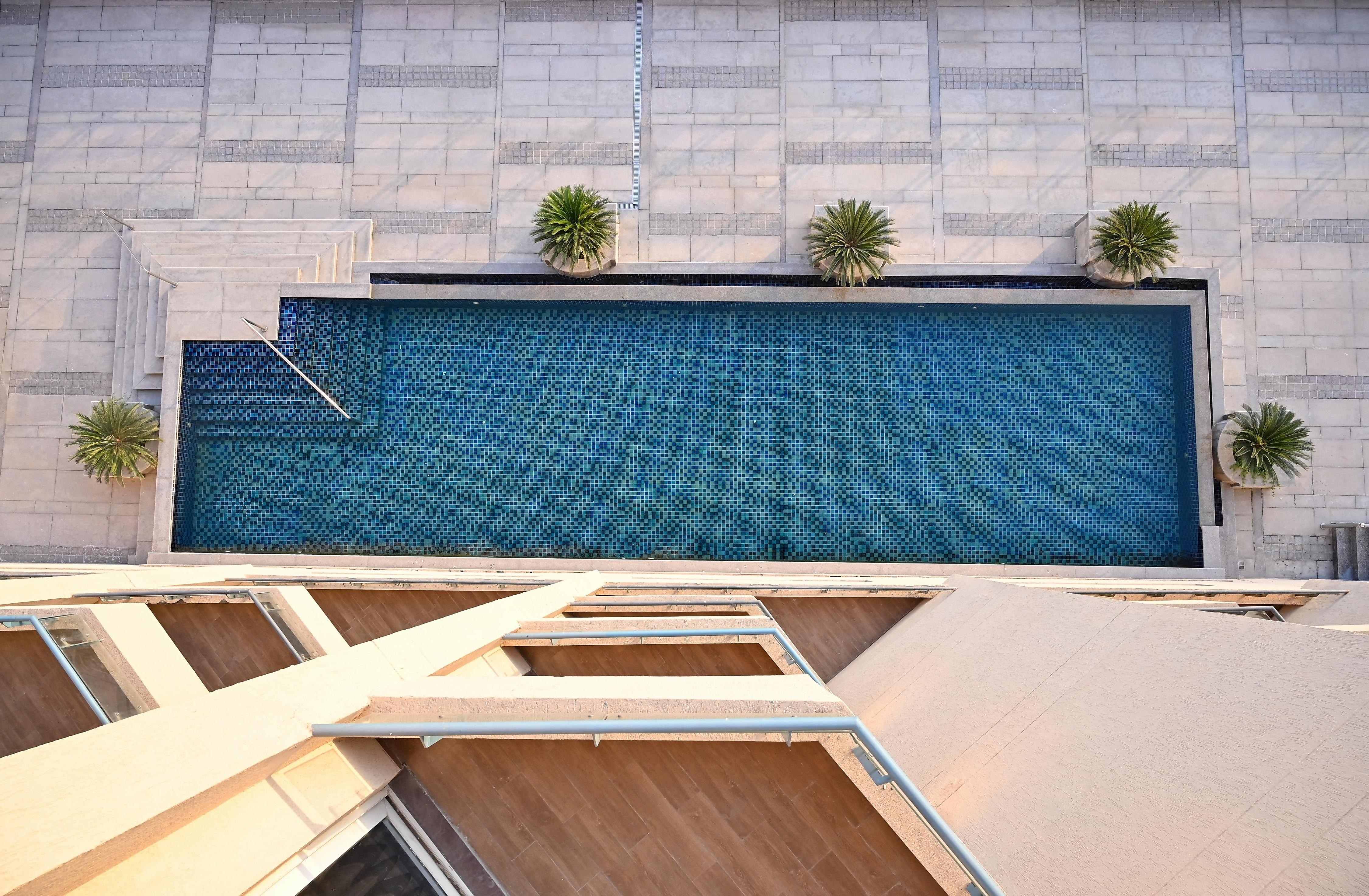 Alivaa Hotel Gurugram Sohna Road City Center - Tap to explore photos