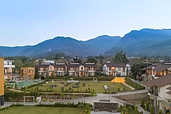 Evara Spa & Resort, Jim Corbett, Sult