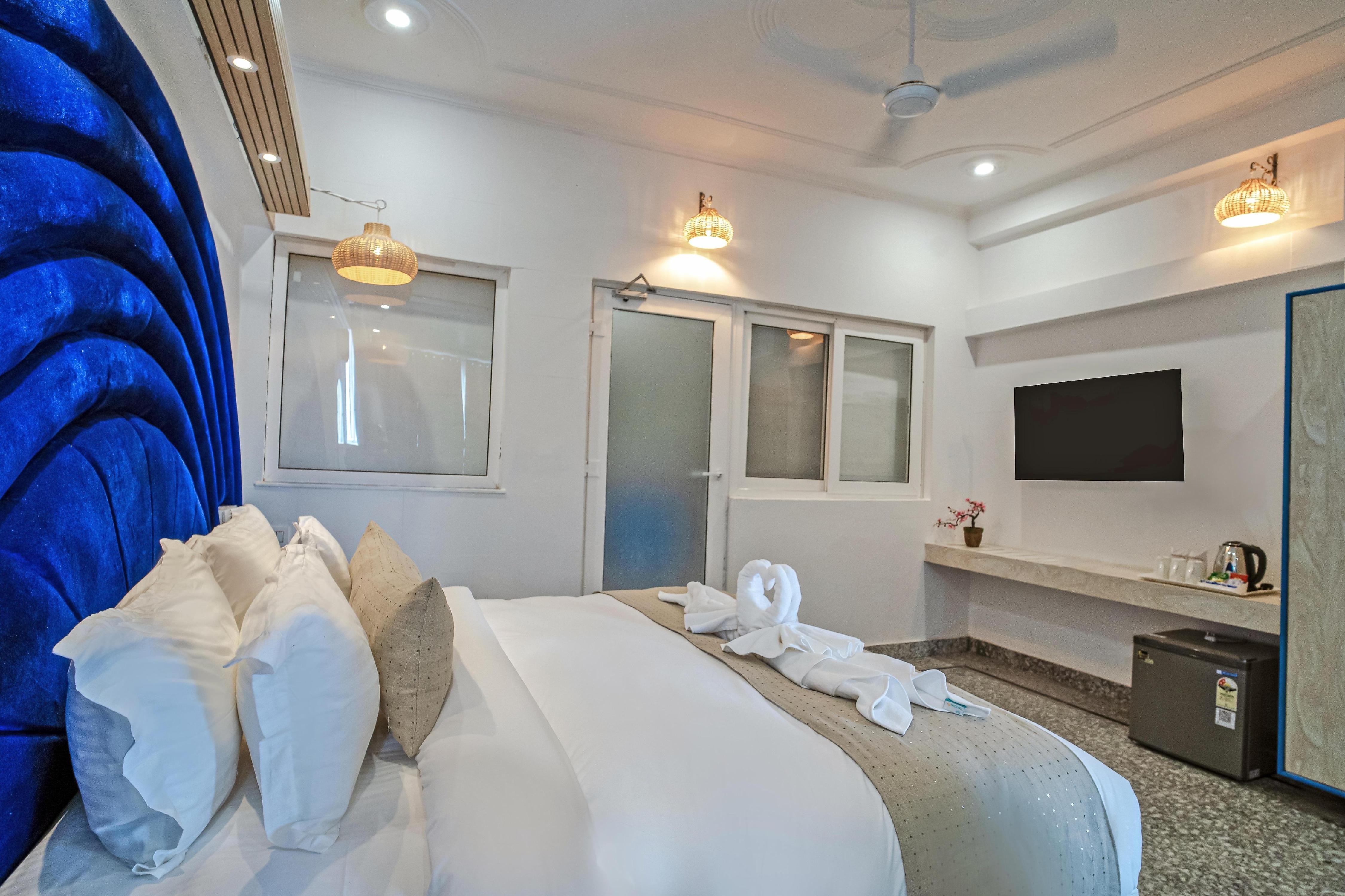 The Neeraj Ganga Cottages - Tap to explore photos