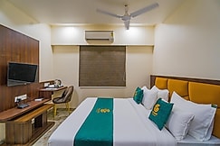 Hotel Kanha Shree by Cosmos Green, Indore