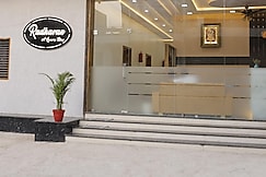 Hotel radhavan, Bharatpur