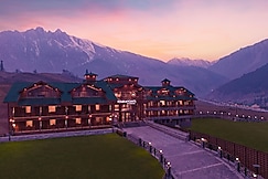 Four Points by Sheraton Sonamarg Resort, Sonmarg