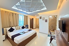 SNR VENUS HOTELS, Tirupati