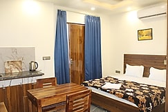 Radha krishna spiritual stay, Vrindavan