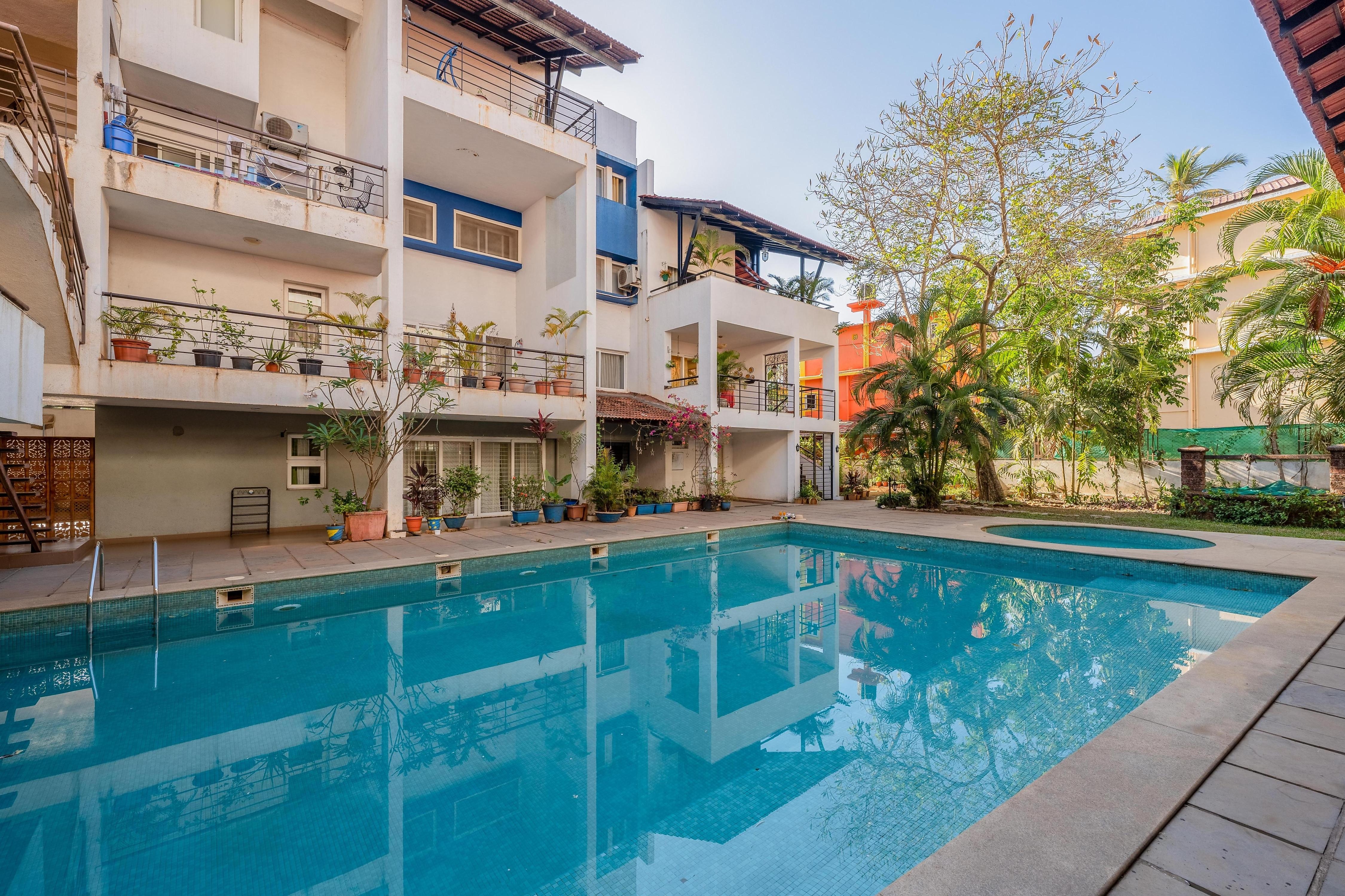 Luxury 2 bedroom serviced apartment near Candolim 𝗕𝗢𝗢𝗞 Goa Apartment