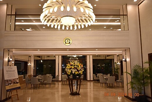 The Rooms Central Park 3 Flower Valley