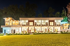 Pristine woods | Luxe Stay | Pool, Dehradun