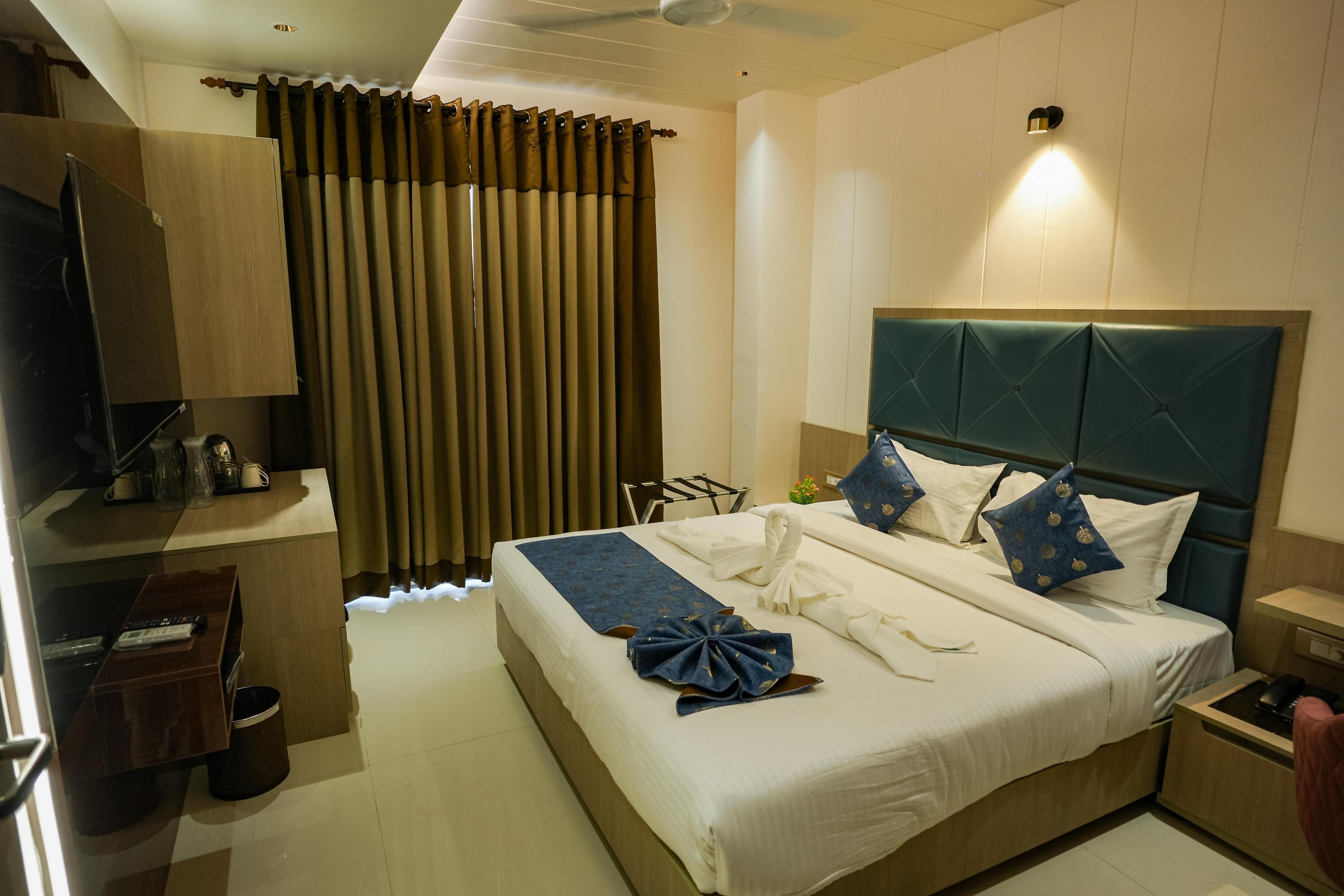 Sri Shyam Villas - Tap to explore photos
