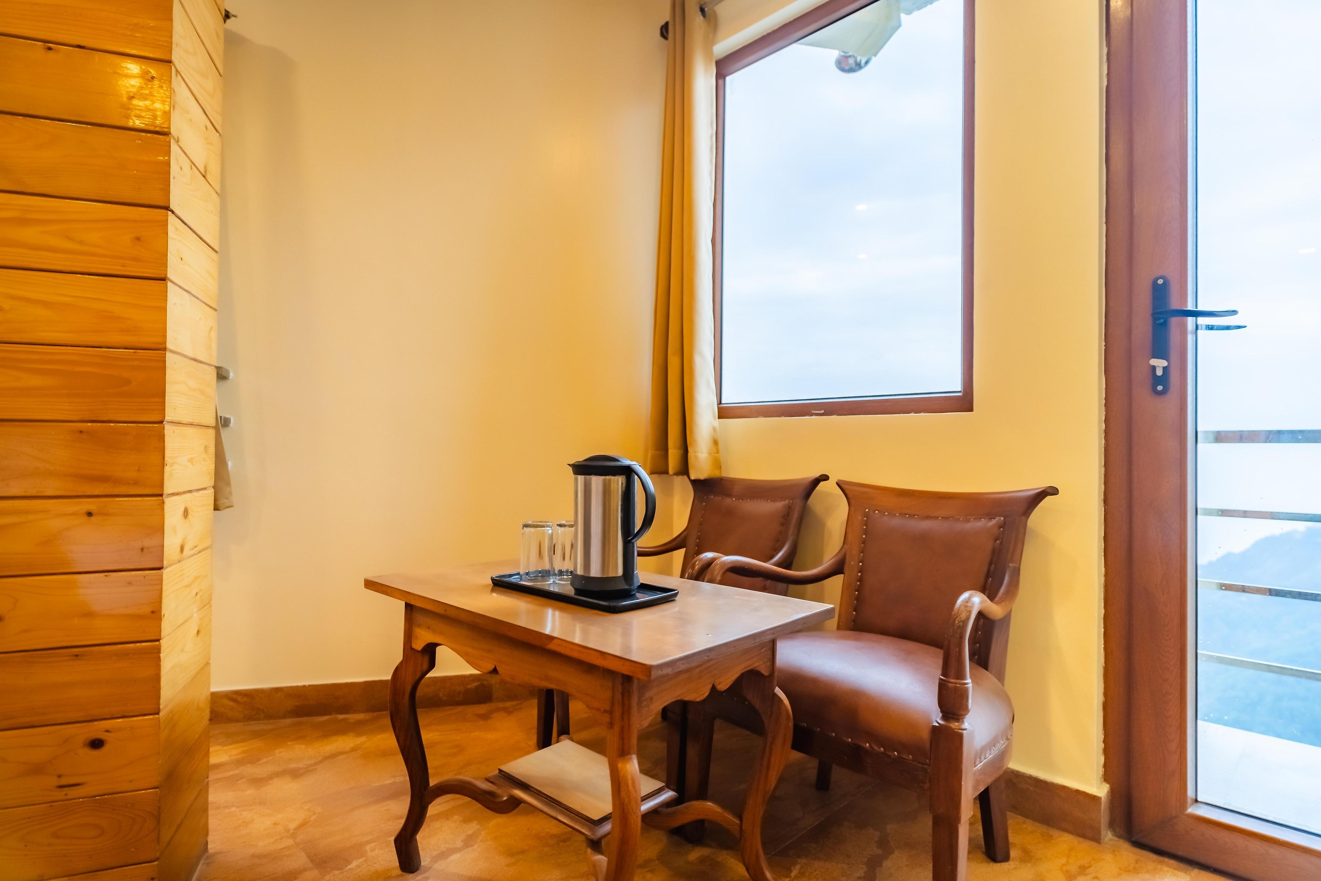 Hotel Paramount Mussoorie - Tap to explore photos