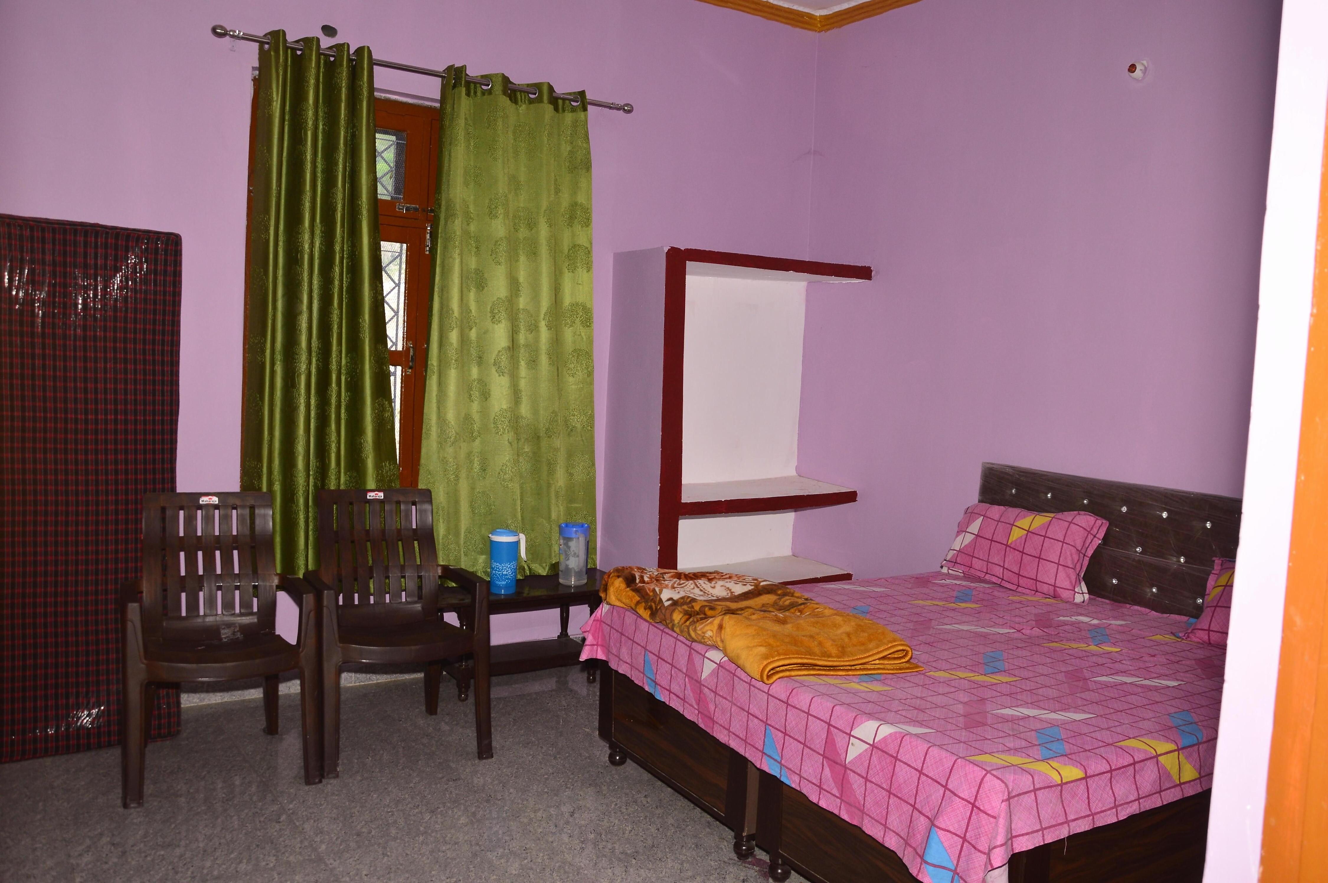 Gayatri Home Stay - Tap to explore photos