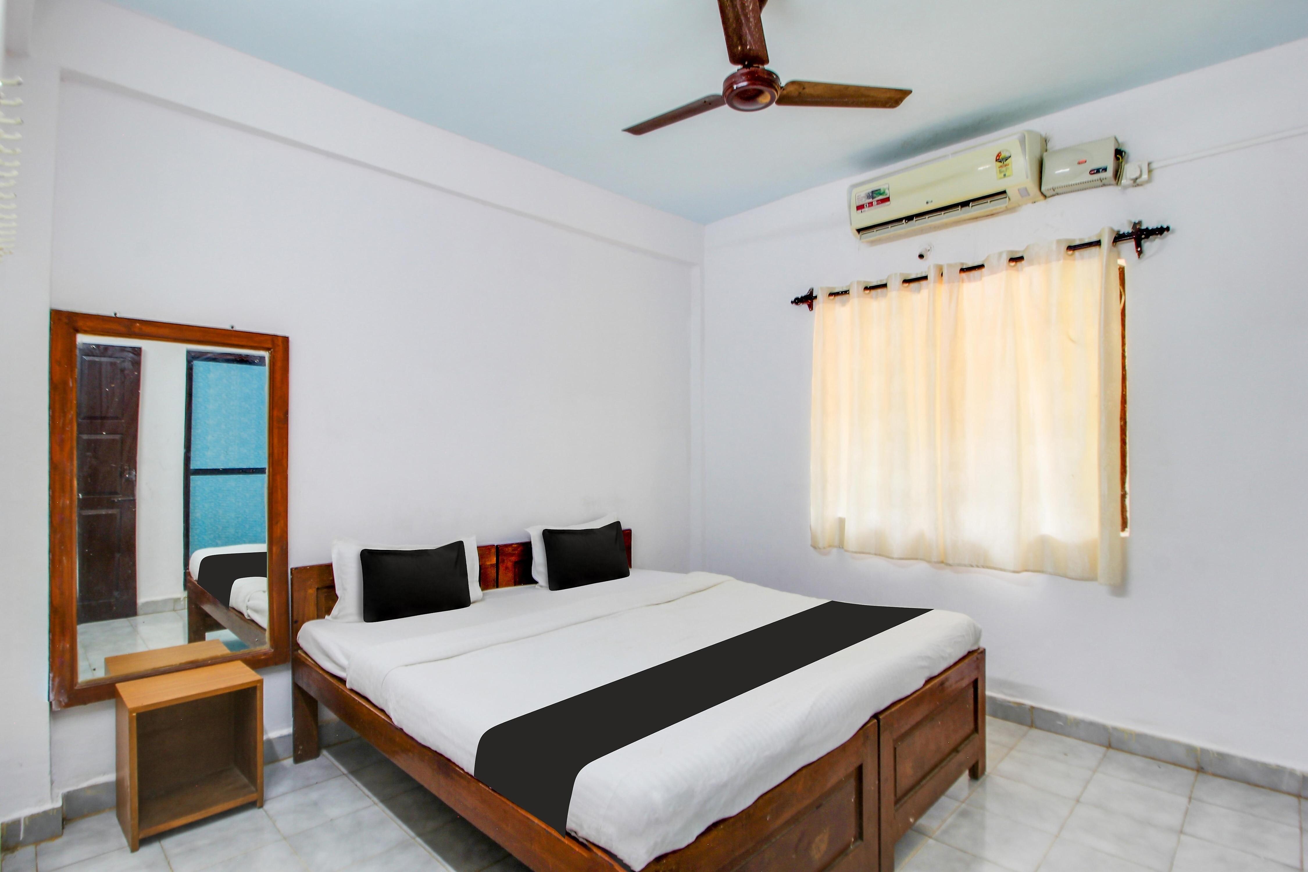 Hotel O Santosh Place - Tap to explore photos