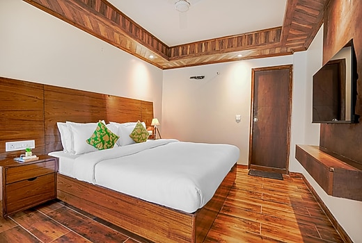 Dilli House BNB | Swimming Pool