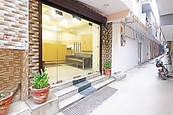 Mauryan The Nines, Dashrathpuri Metro, Delhi