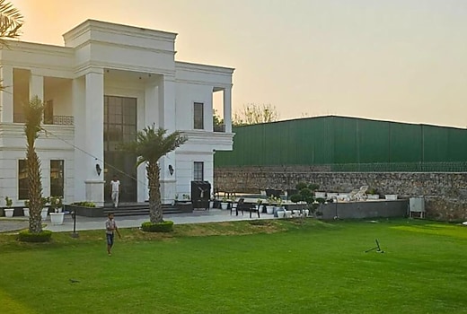 Green Valley Farmhouse