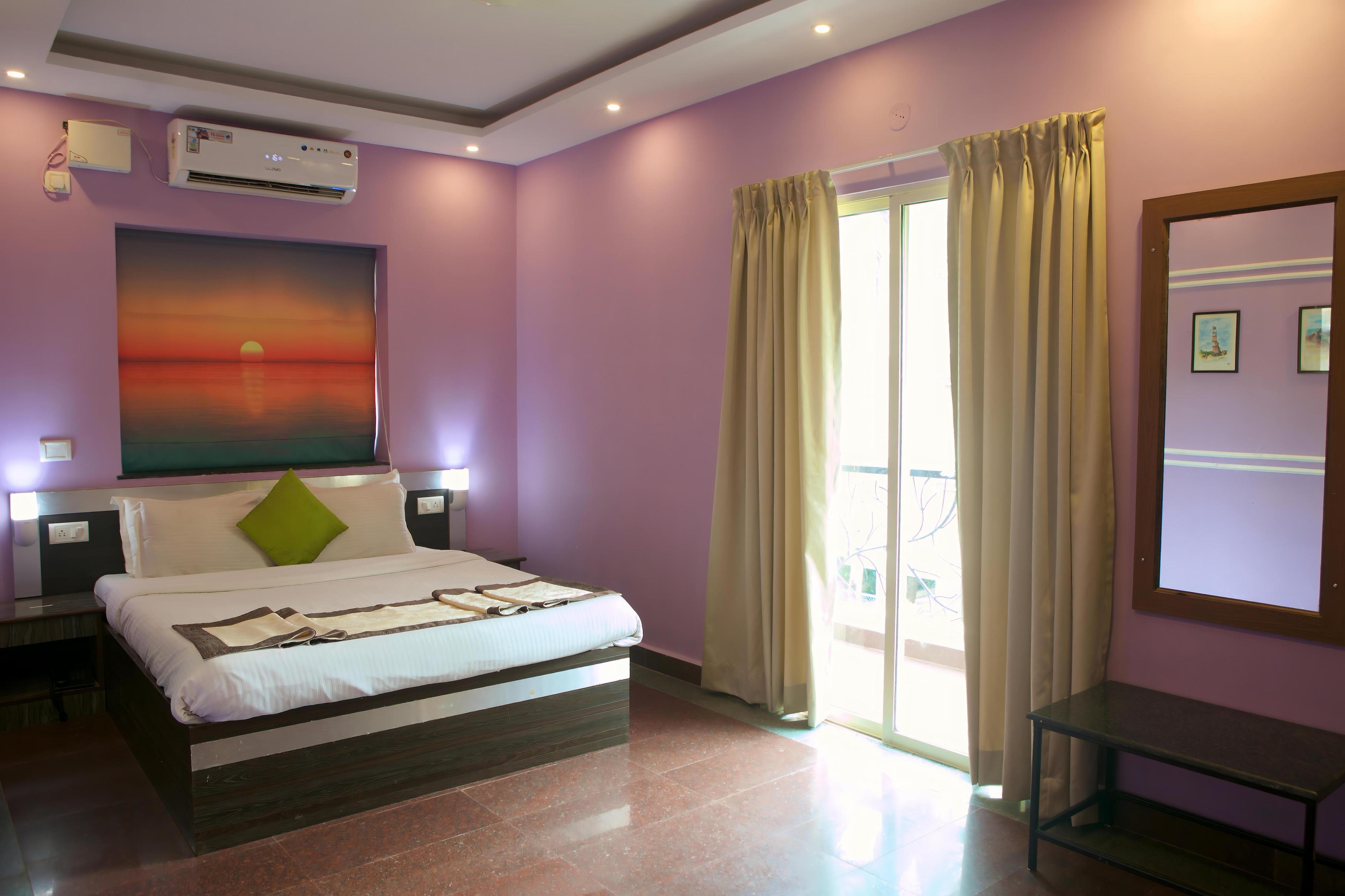 Daksh Elite Candolim - Tap to explore photos