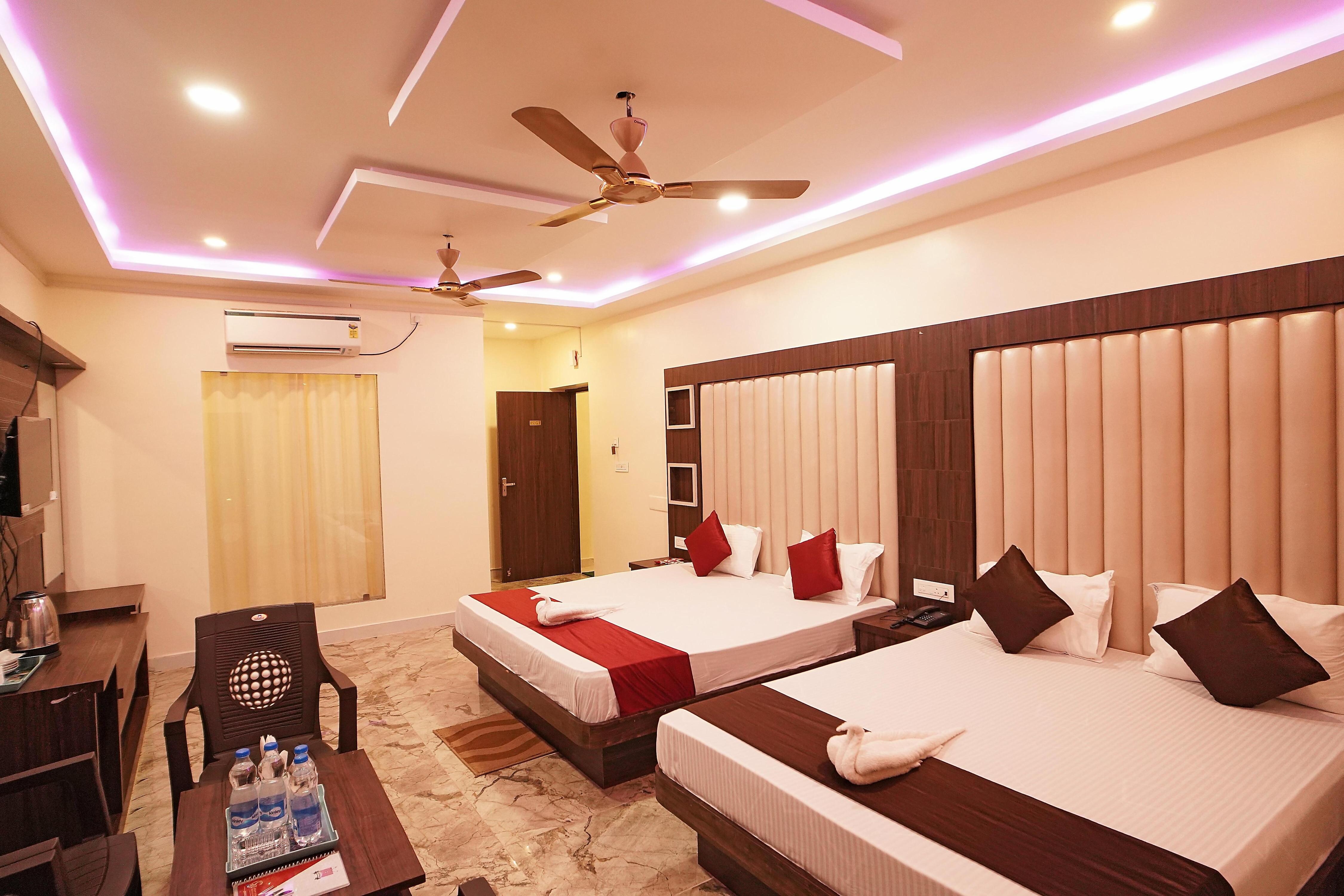 Golden Sand Beach Resort - Tap to explore photos