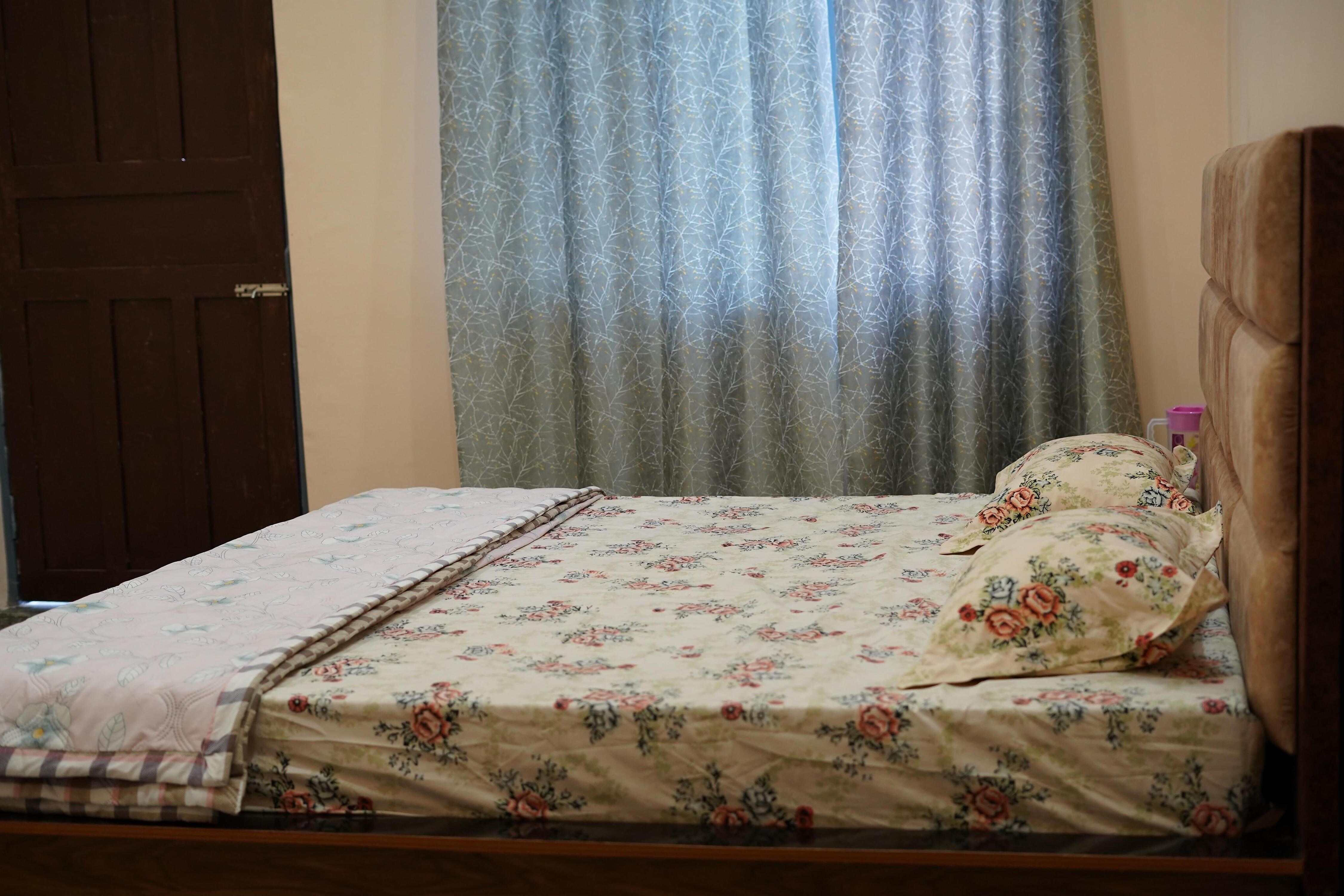 Hotel Himali Kanthi - Tap to explore photos