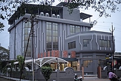 Hotel StatusInn, Ichalkaranji