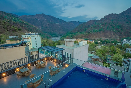 Perfectstayz Premium Laxmi Heritage